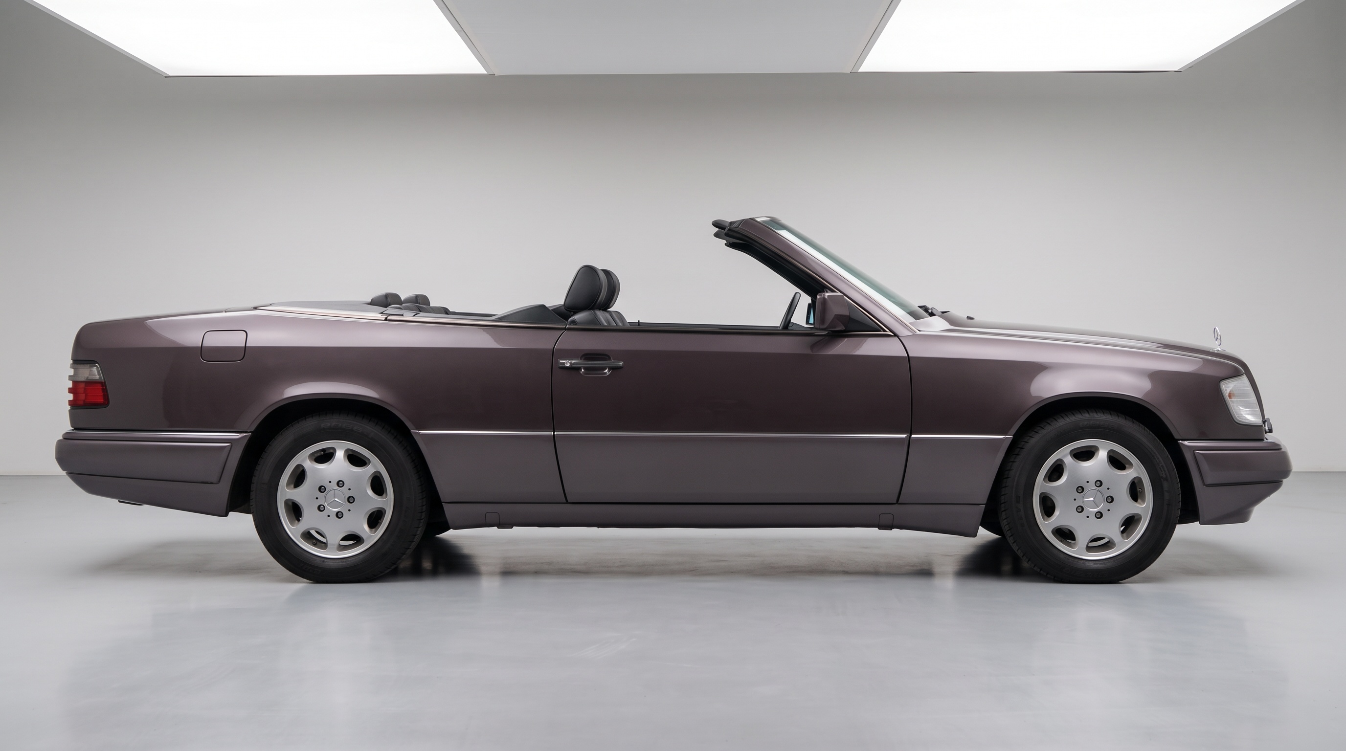Mercedes-Benz E-Class Cabriolet (A124) (A124)