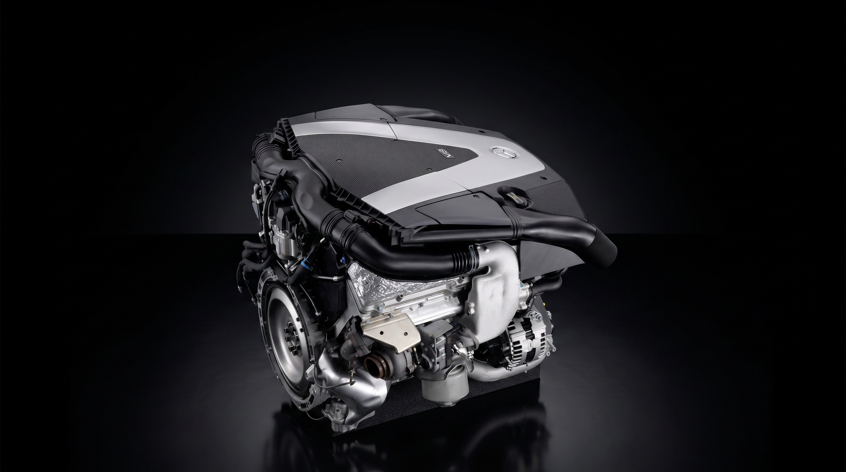 Silnik Mercedes-Benz OM629 w układzie V8