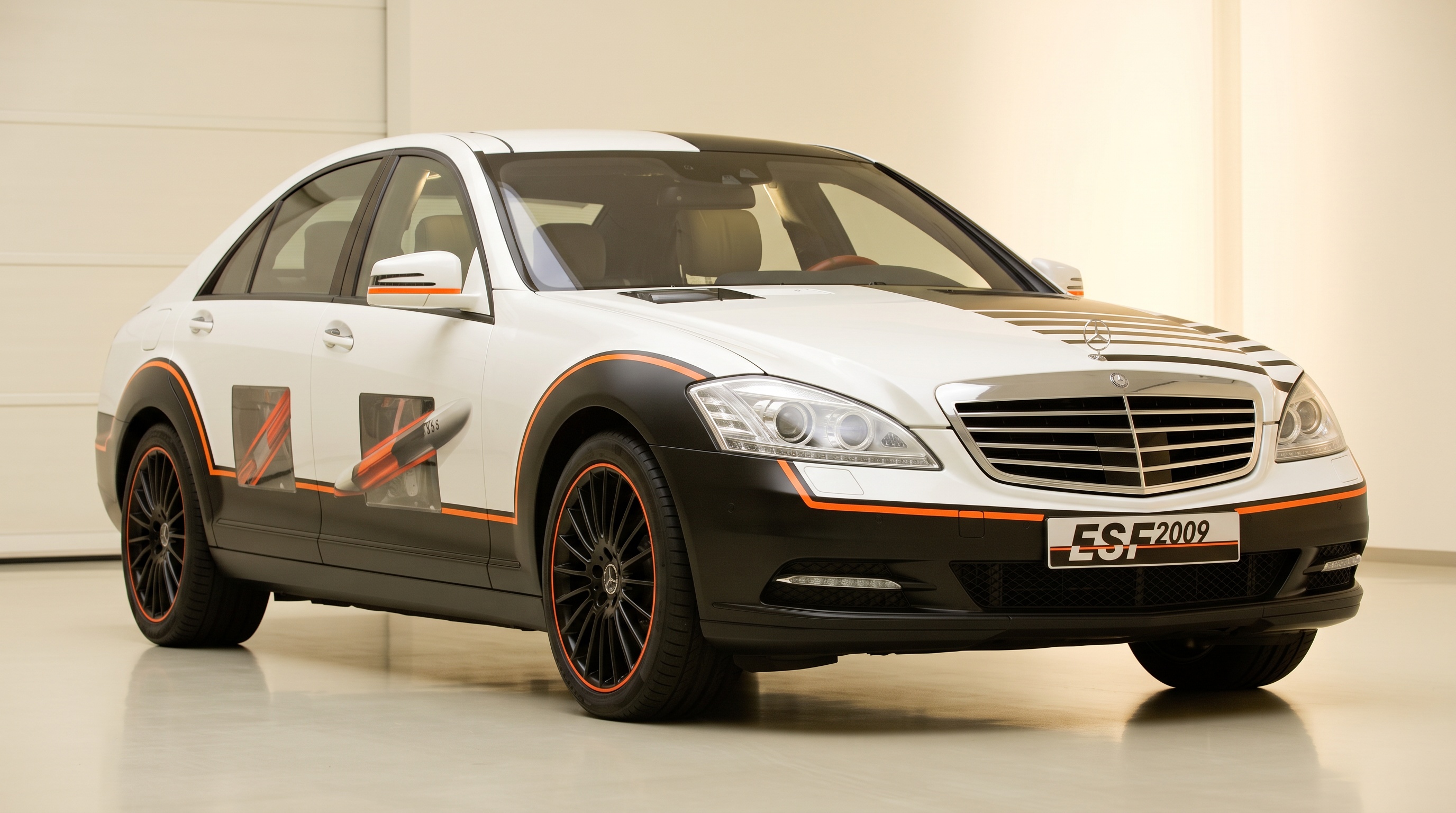 ESF 2009 — The experimental safety vehicle reborn