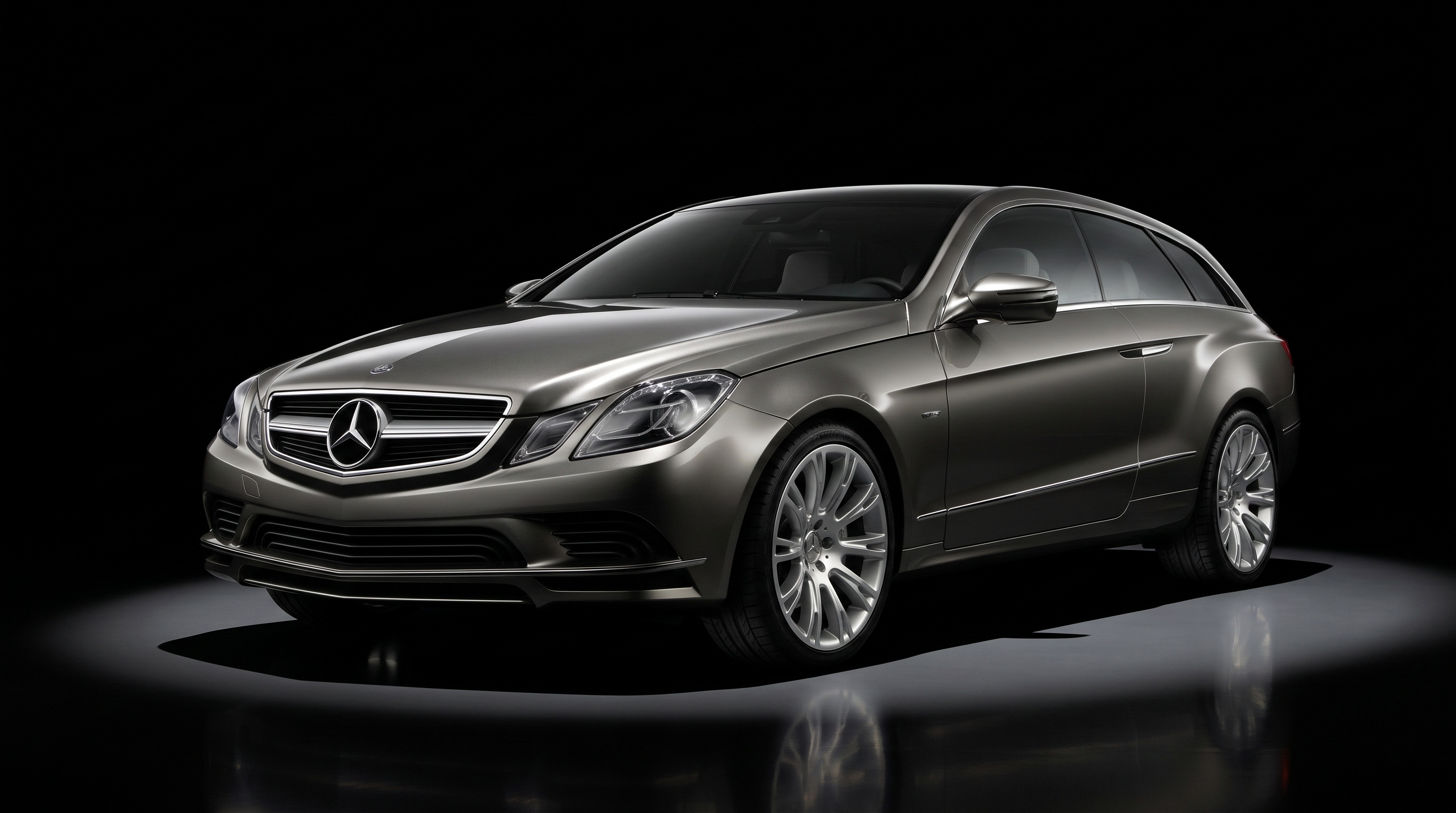 ConceptFASCINATION — The shooting brake that revealed the W212