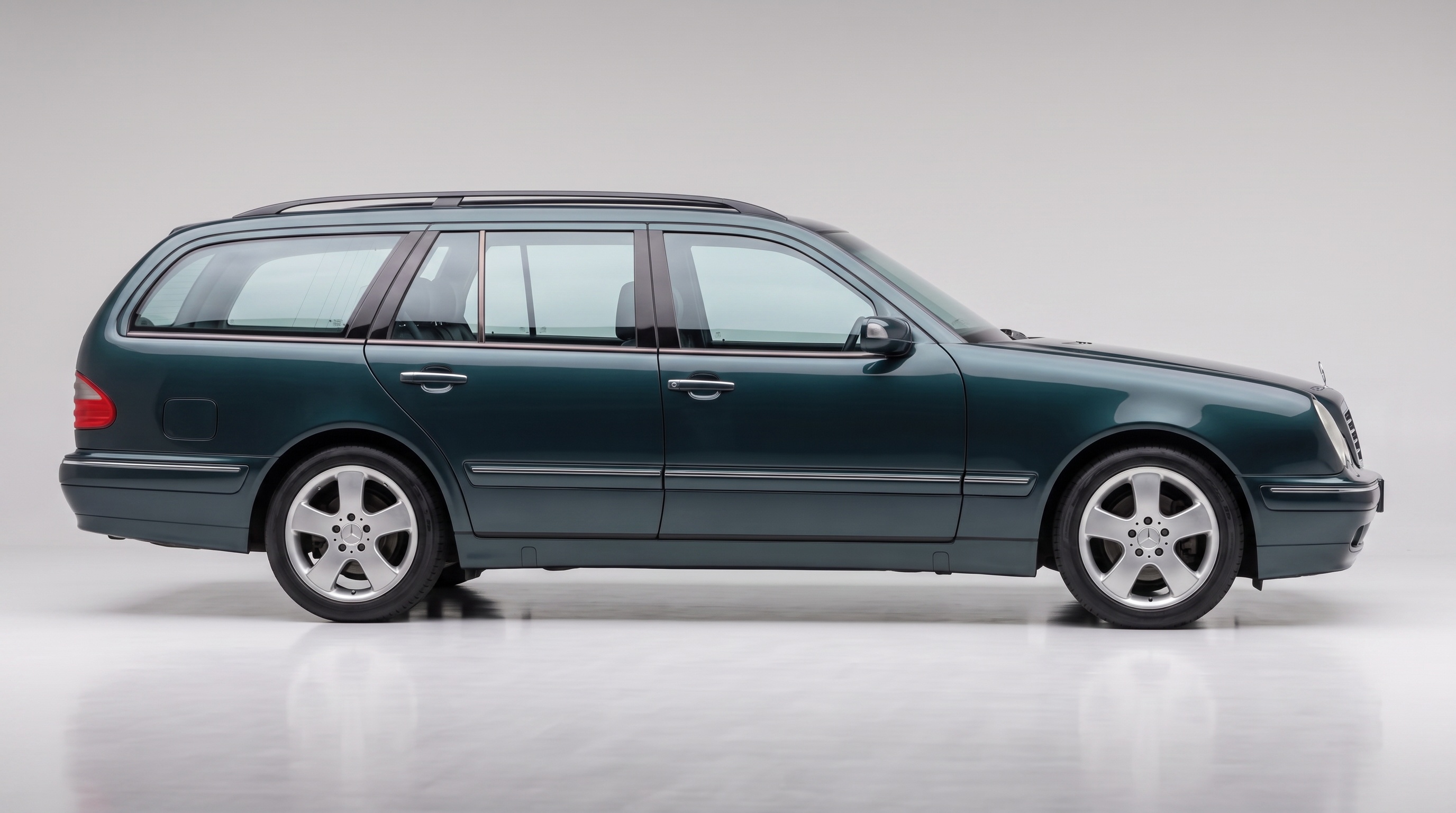 Mercedes-Benz E-Class Wagon (S210) (S210)