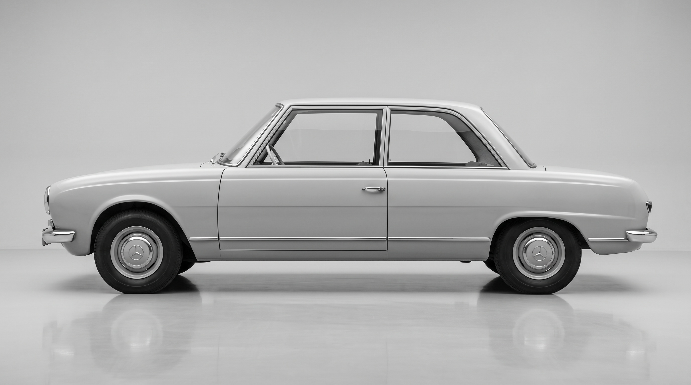 W119 side profile