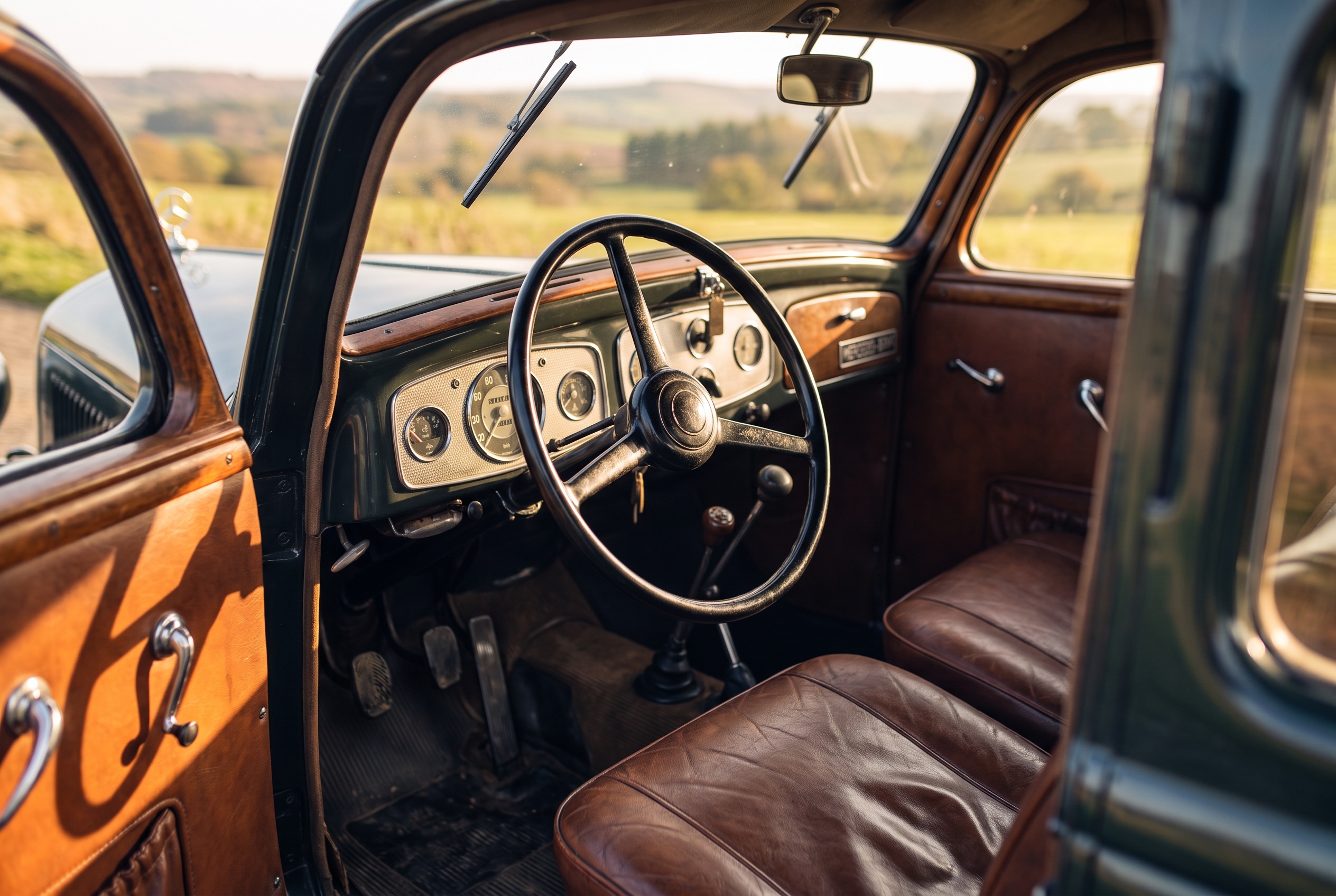 W133 interior
