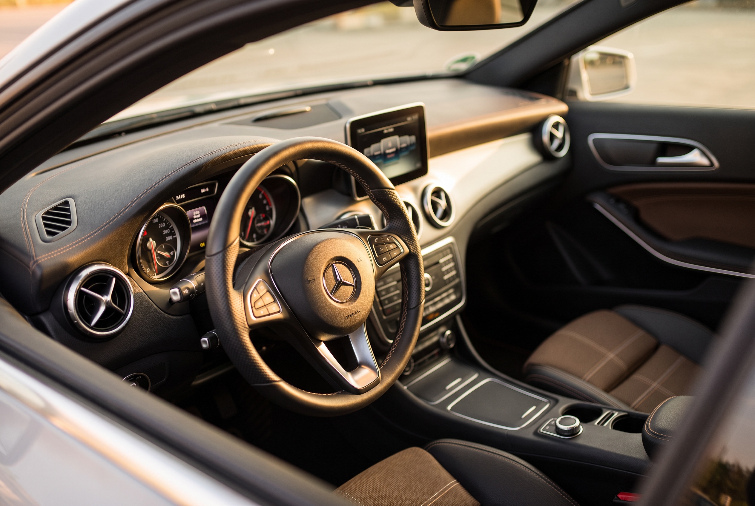 W176 interior