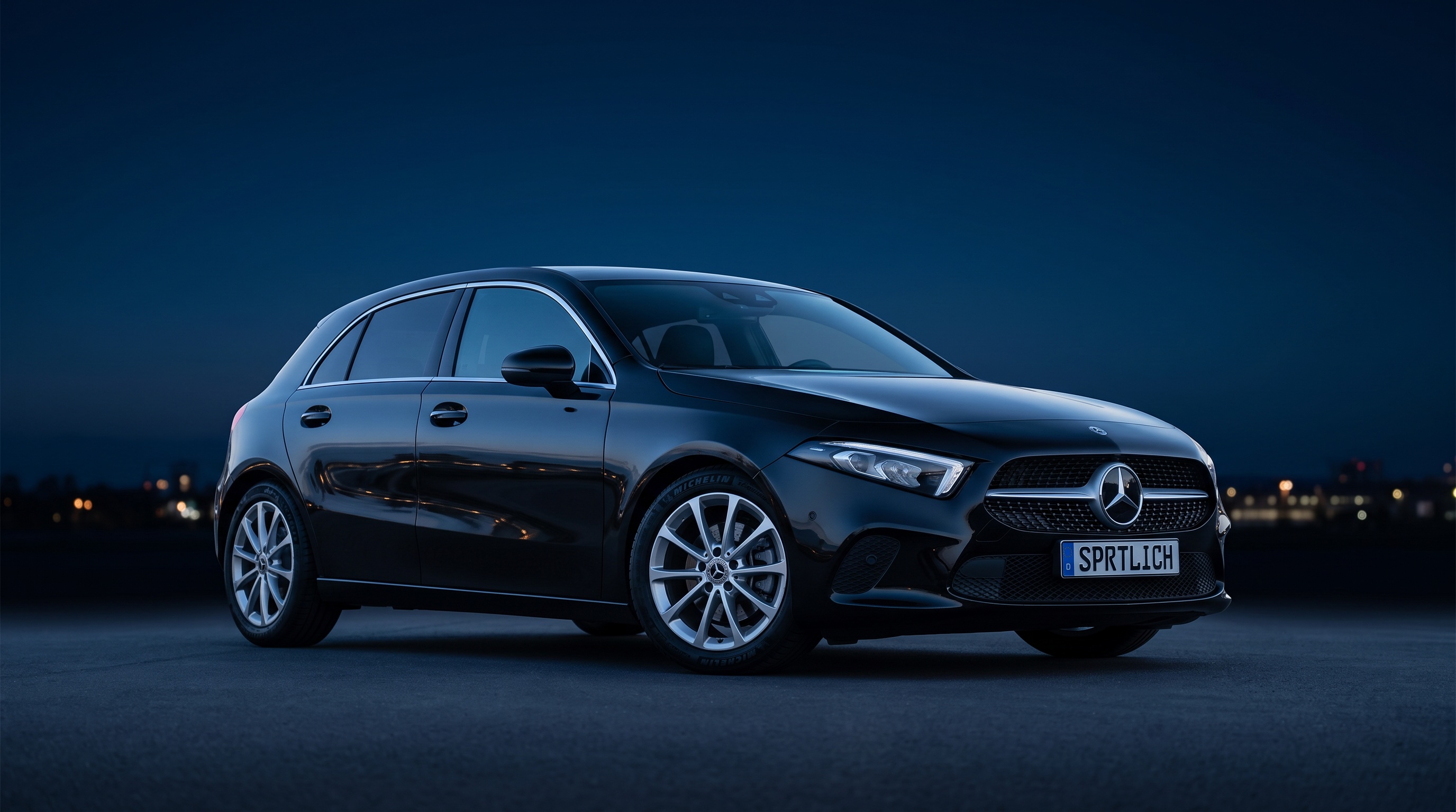 Mercedes-Benz A-Class Hatchback (W177) (W177)