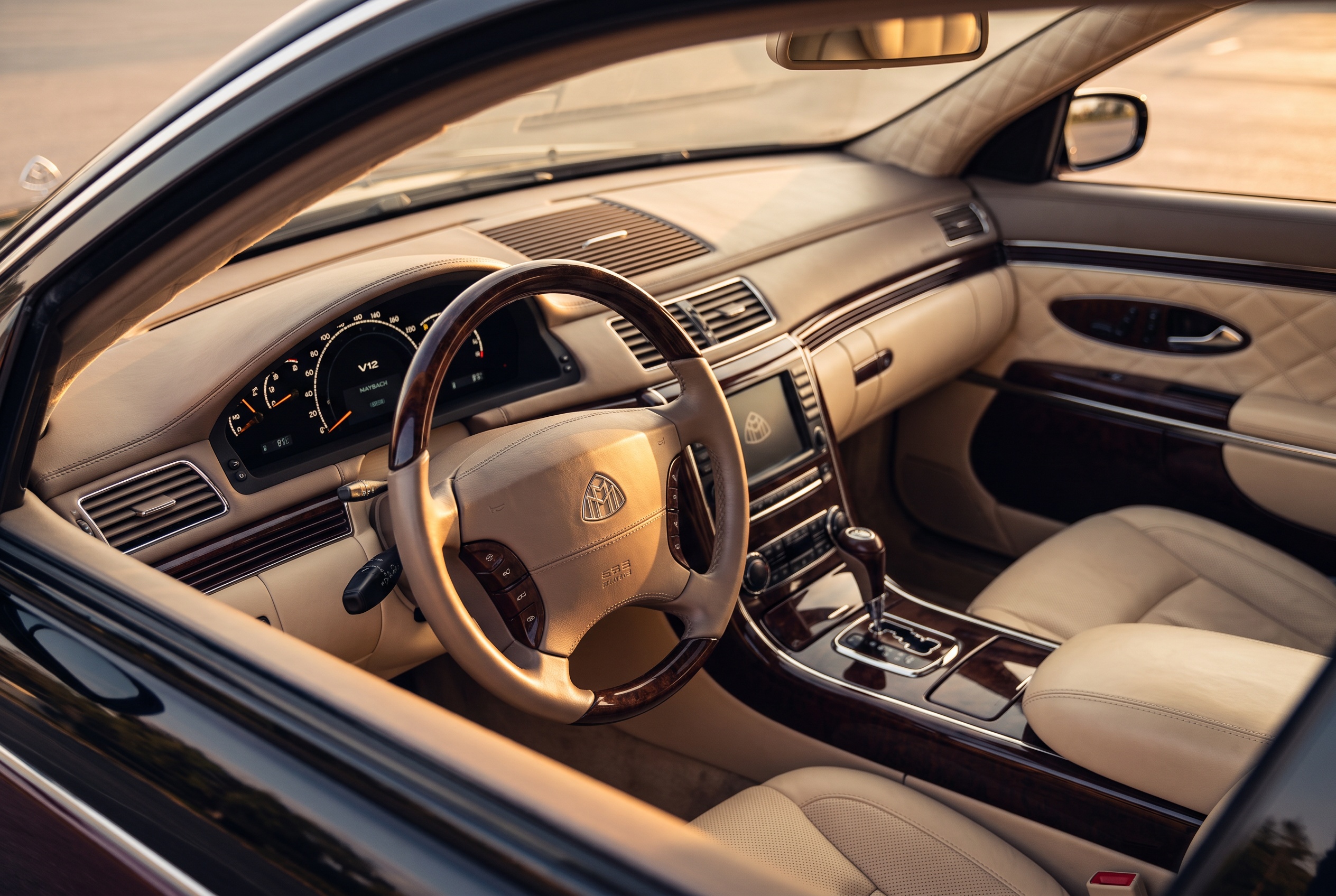 W240 interior