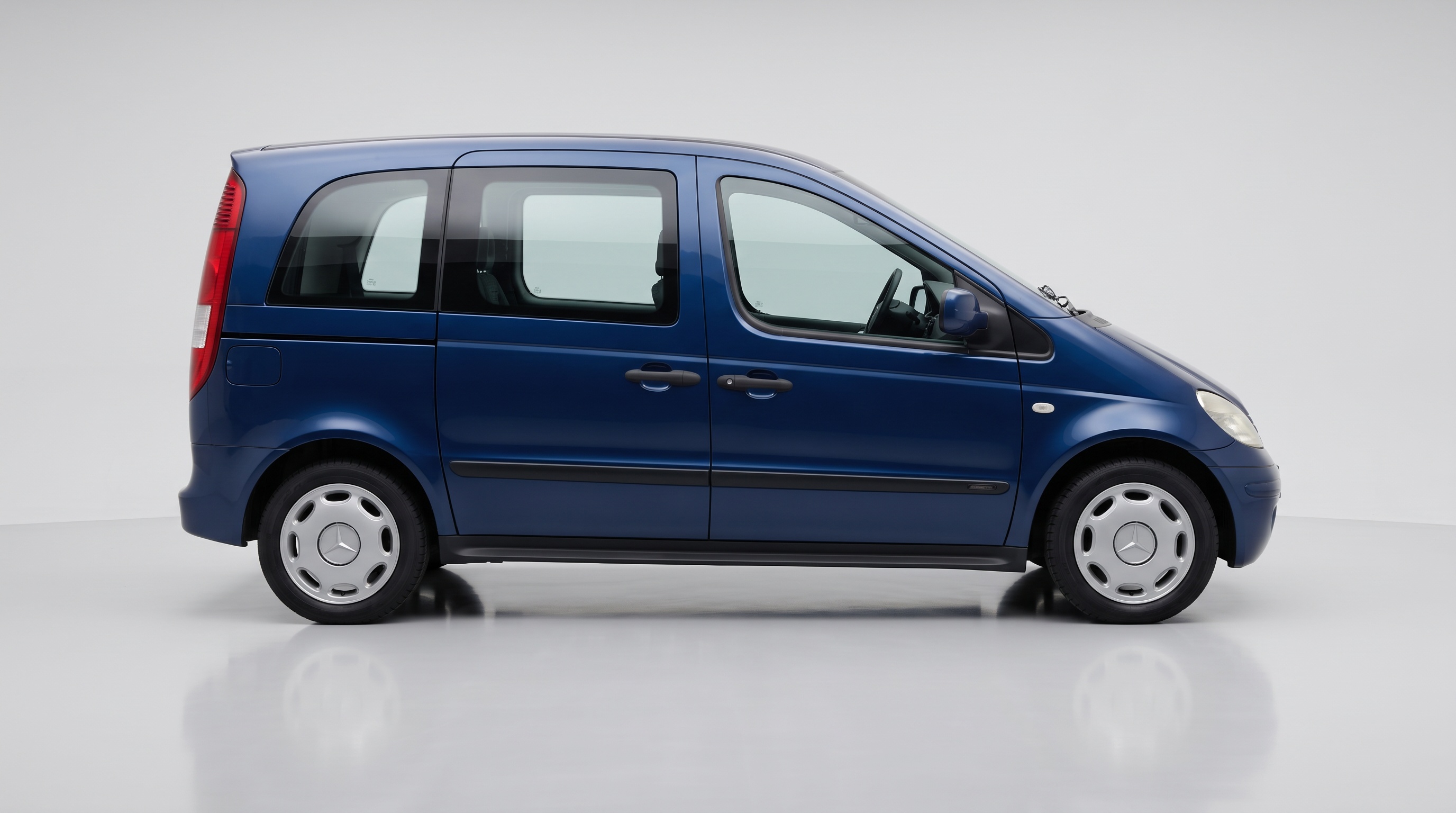 Mercedes-Benz Vaneo Van (W414)