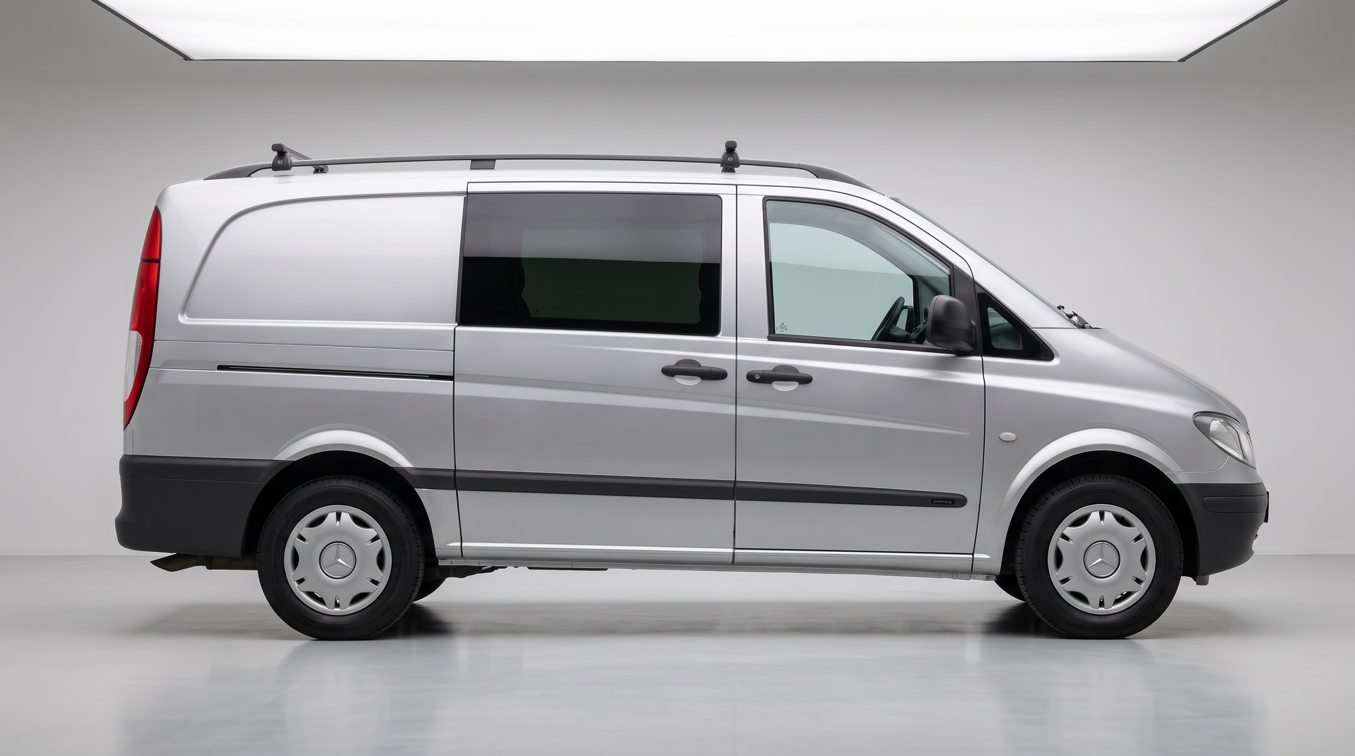 Mercedes-Benz V-Class Van (W639)